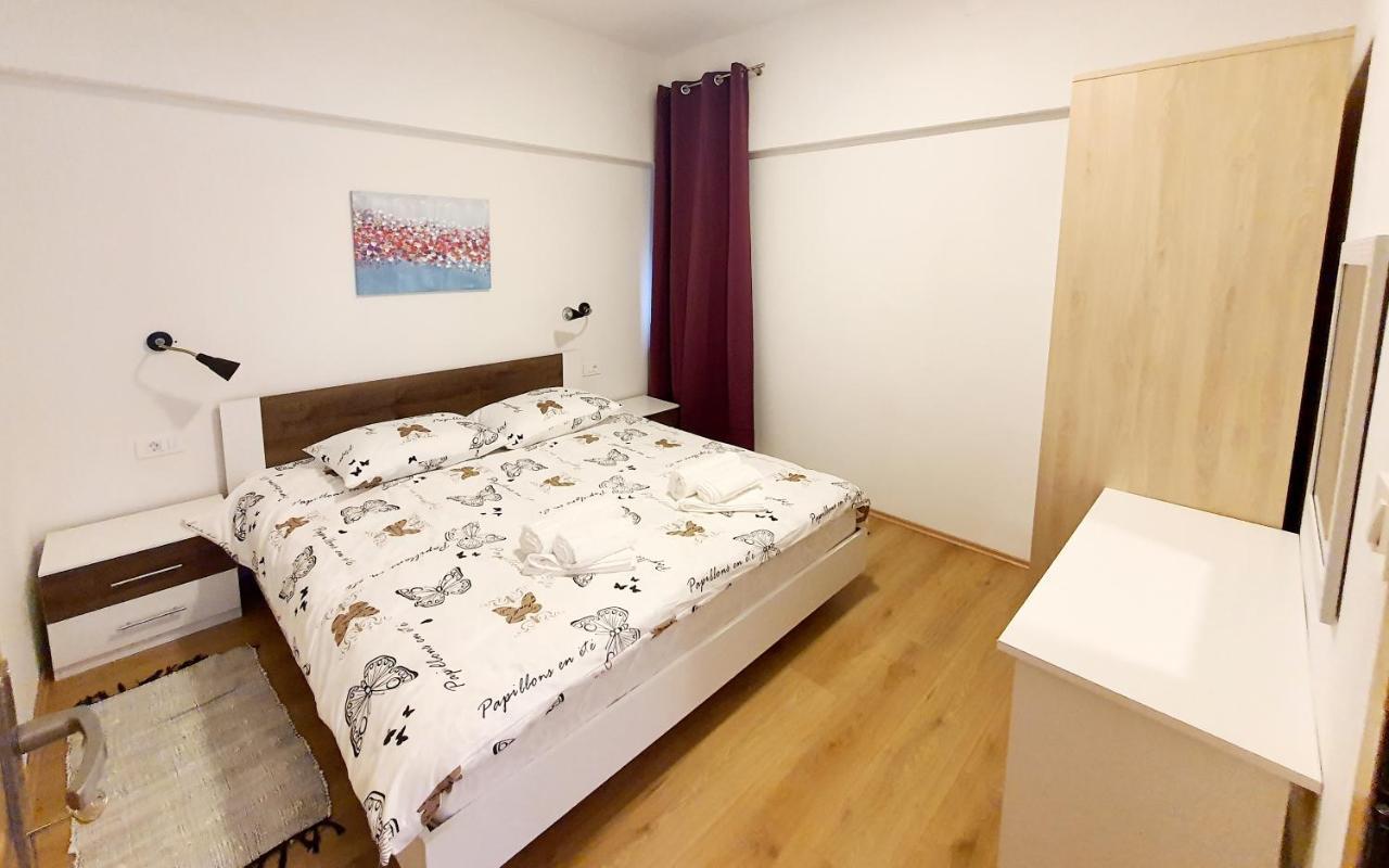 Sea Star Apartments ペシュチャーナ・ウヴァラ エクステリア 写真