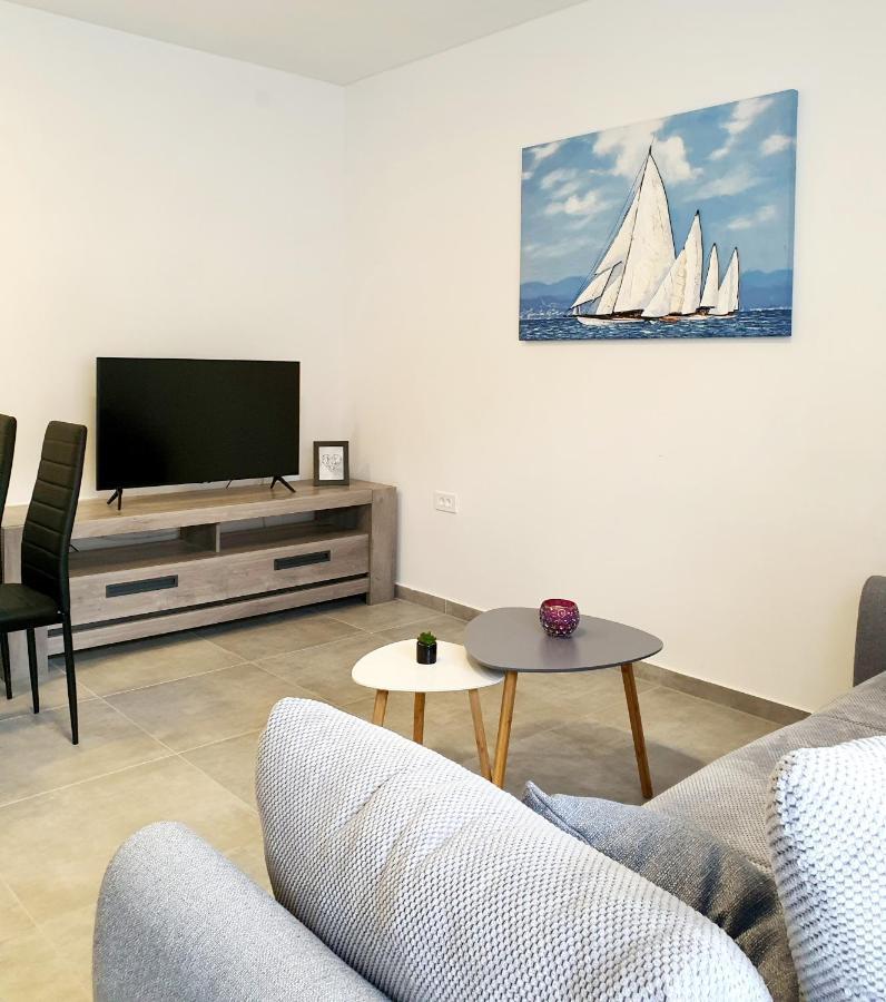 Sea Star Apartments ペシュチャーナ・ウヴァラ エクステリア 写真