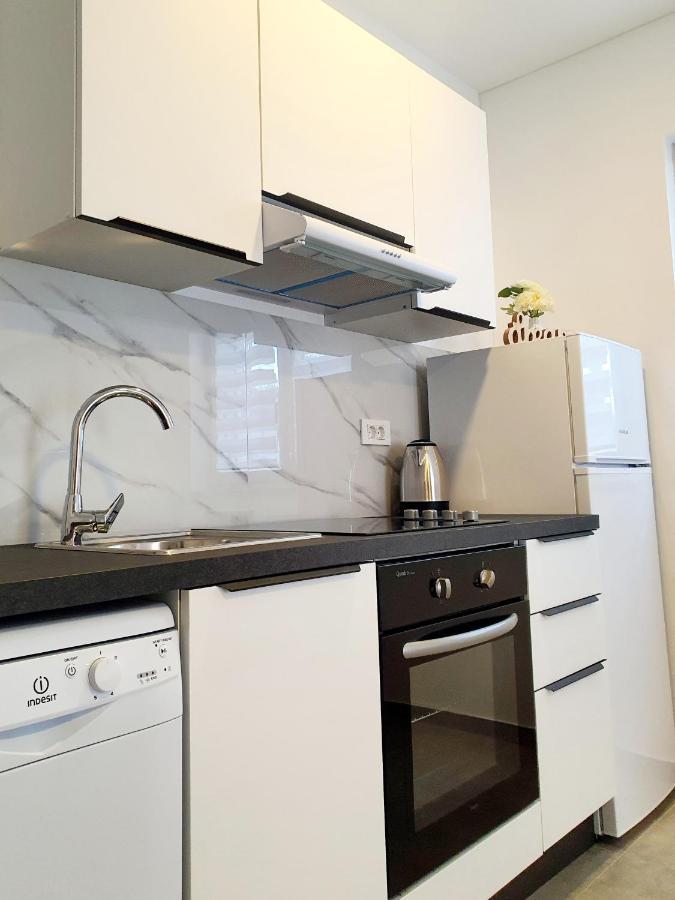 Sea Star Apartments ペシュチャーナ・ウヴァラ エクステリア 写真